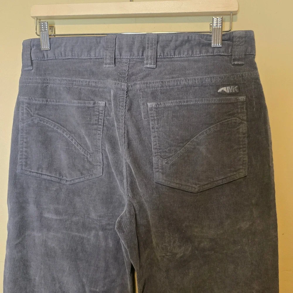 Mountain Khakis Crest Cord Pant Mens 32x30 Grey Cotton Blend Modern Fit MK-501